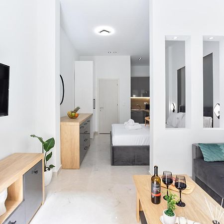 New Luxury Apartment In Downtown Thessaloníki Exteriör bild
